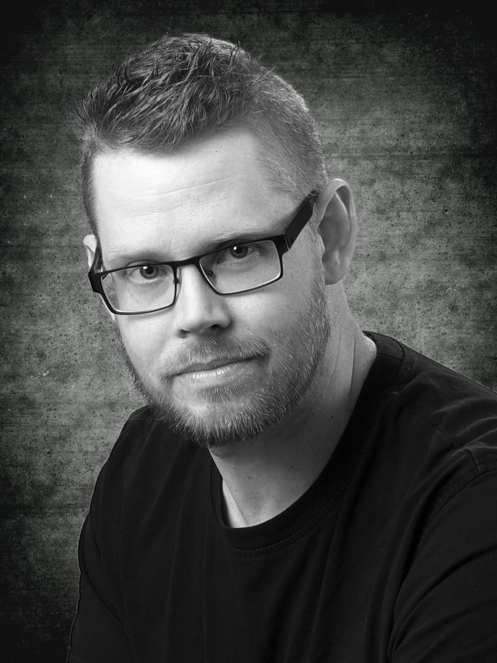 Scott B. Henderson illustrator of Last Breeds